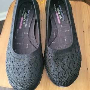Women's sketcher shoes
